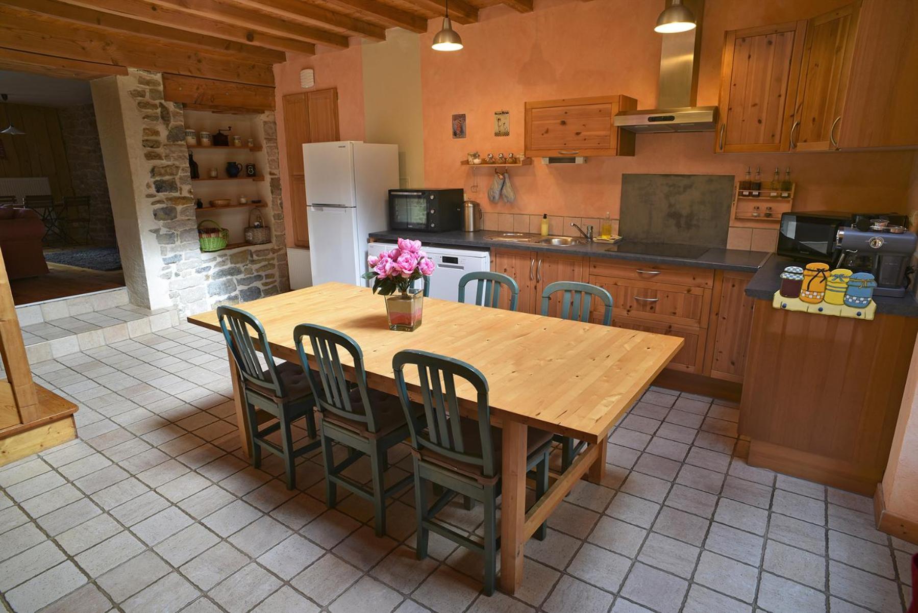Gite Le Douglas, Vignoble Et Reculees Du Jura - Avec Sauna Lavigny エクステリア 写真