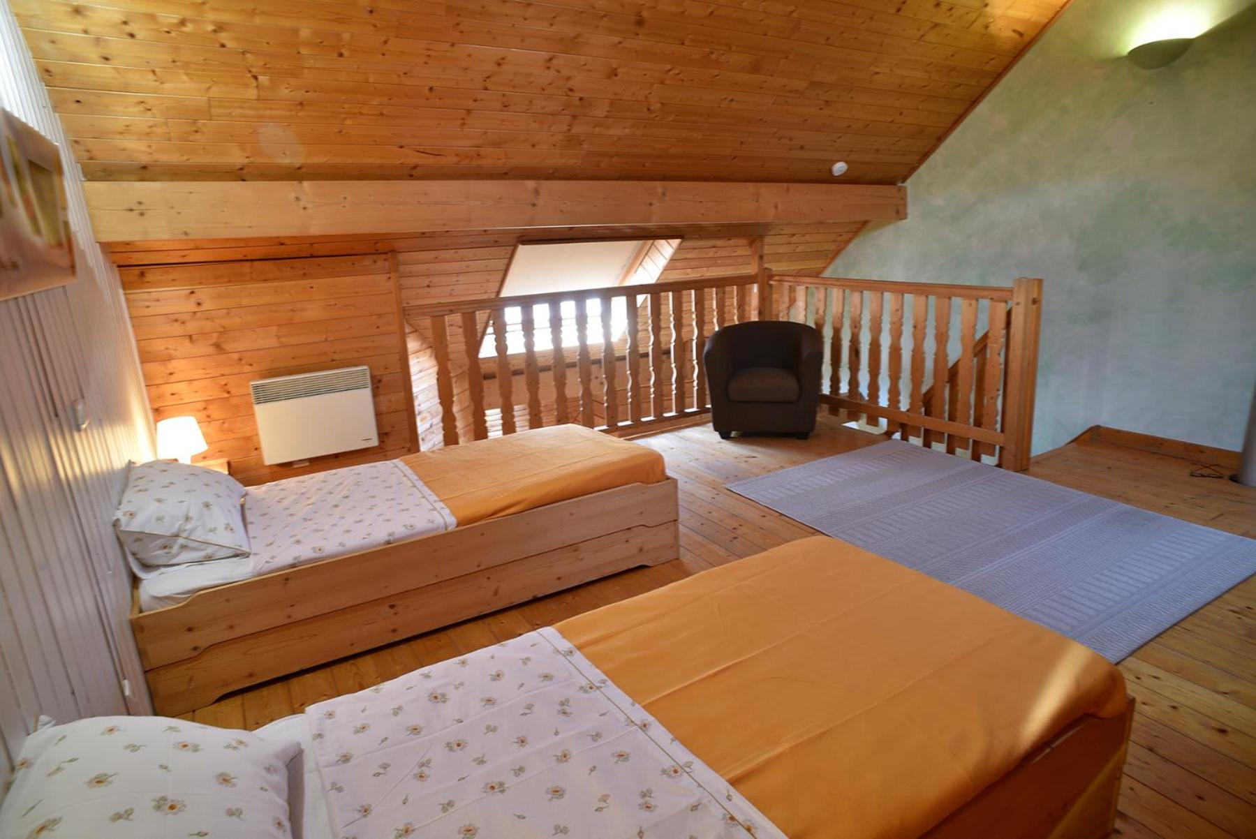 Gite Le Douglas, Vignoble Et Reculees Du Jura - Avec Sauna Lavigny エクステリア 写真